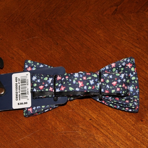 Men's Chaps Hazel Floral Linen Pre-Tied Bow Tie - Picture 3 of 3
